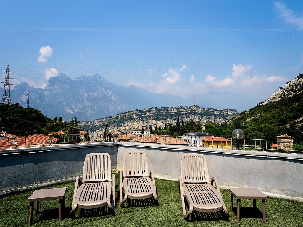 Hotel Doria Nago-Torbole Exterior photo